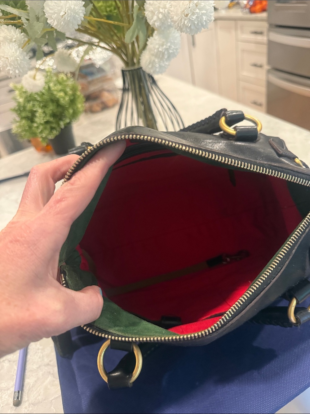 Dooney and Bourke Florentine satchel - Picture 9 of 11